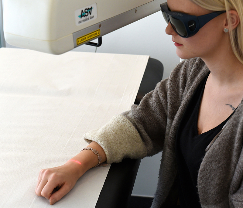Softlaserbehandlung | Dr. med. Michael Nager im Orthopädiezentrum München City